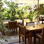 Zurich Hotel *